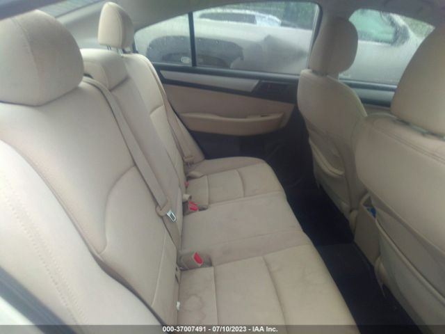 4S3BNAA68G3015079 Subaru Legacy 2.5i