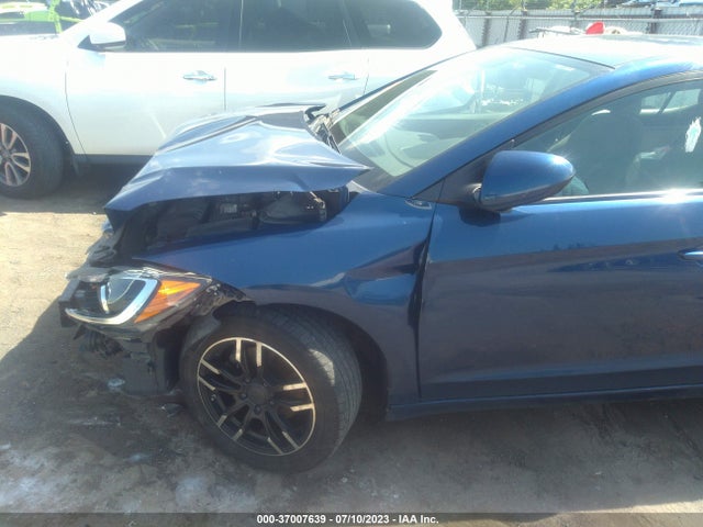 2018 HYUNDAI ELANTRA SEL VIN: 5NPD84LF5JH352853