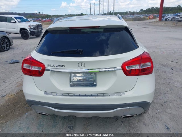 2018 MERCEDES-BENZ GLA 250 VIN: WDCTG4EBXJJ450917