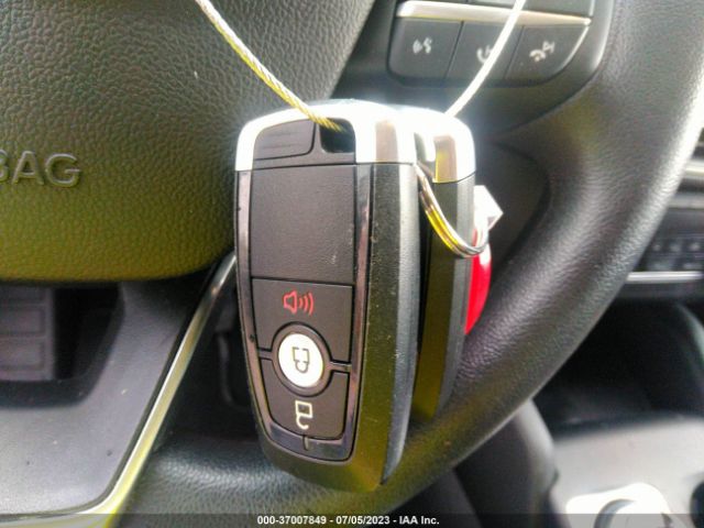 1FMCU9G63LUA33678 Ford ESCAPE SE