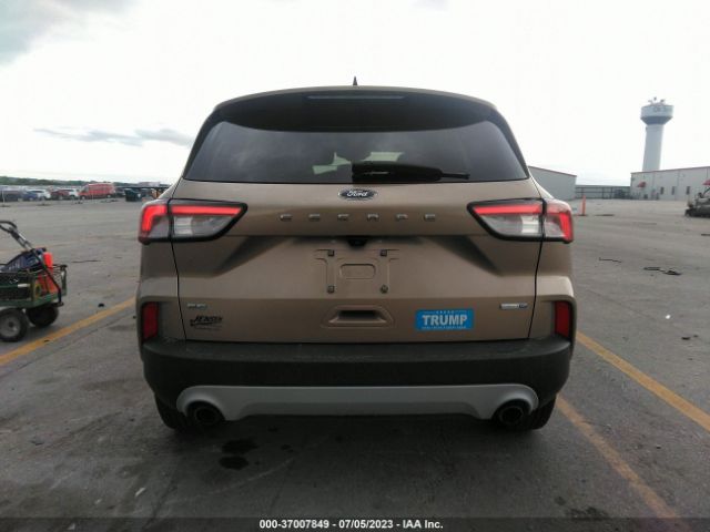1FMCU9G63LUA33678 Ford ESCAPE SE
