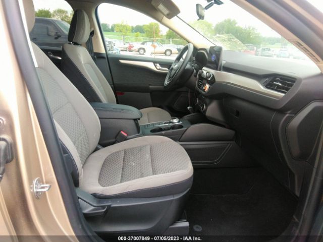 1FMCU9G63LUA33678 Ford ESCAPE SE