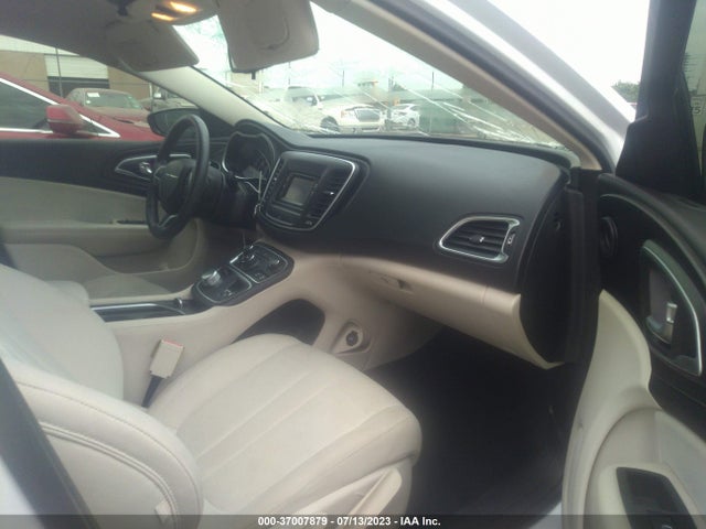 1C3CCCAB3FN501907 Chrysler 200 Limited