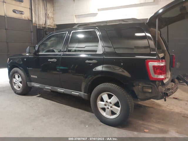 2008 FORD ESCAPE XLT VIN: 1FMCU93158KA42122