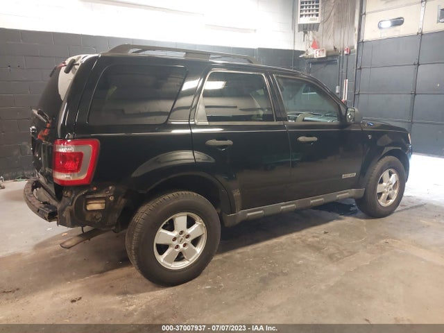 2008 FORD ESCAPE XLT VIN: 1FMCU93158KA42122