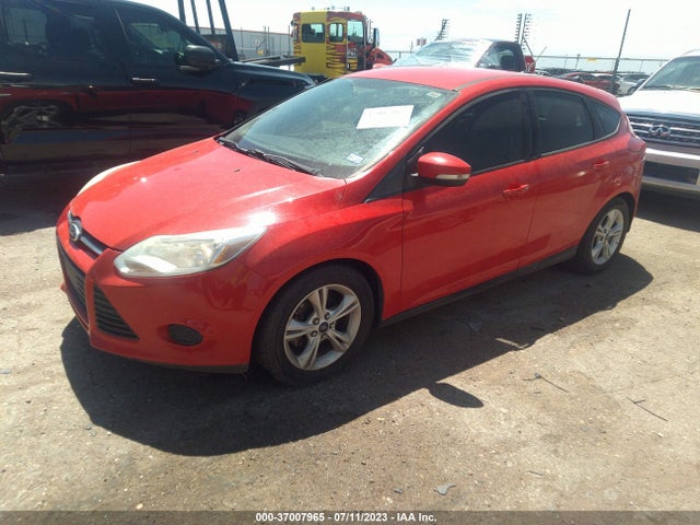 Ford FOCUS SE 2014 1FADP3K23EL456051 Image 2