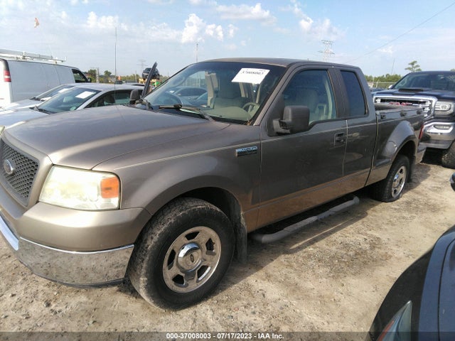 2005 FORD F-150 XLT VIN: 1FTPX02595KF09566