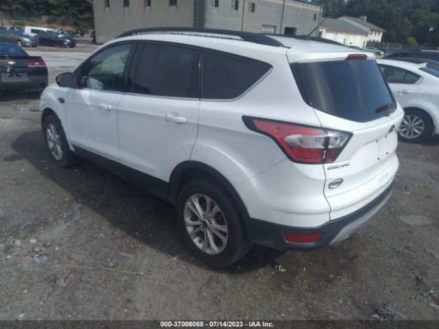 1FMCU9GD1JUC53882 Ford ESCAPE SE