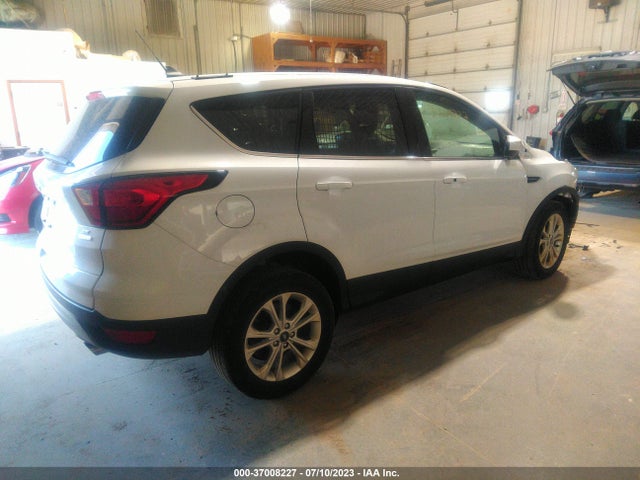 2019 FORD ESCAPE SE VIN: 1FMCU0GD0KUB32662