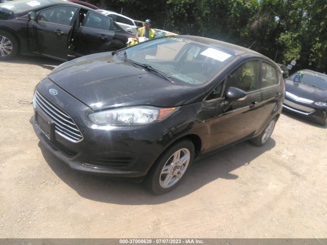 Ford FIESTA SE 2017 3FADP4EJ1HM130308 Image 2