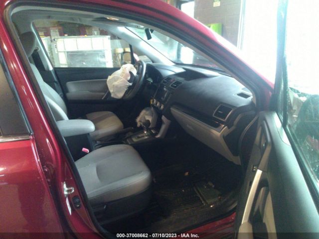 JF2SJAJC2JH494953 Subaru Forester Limited