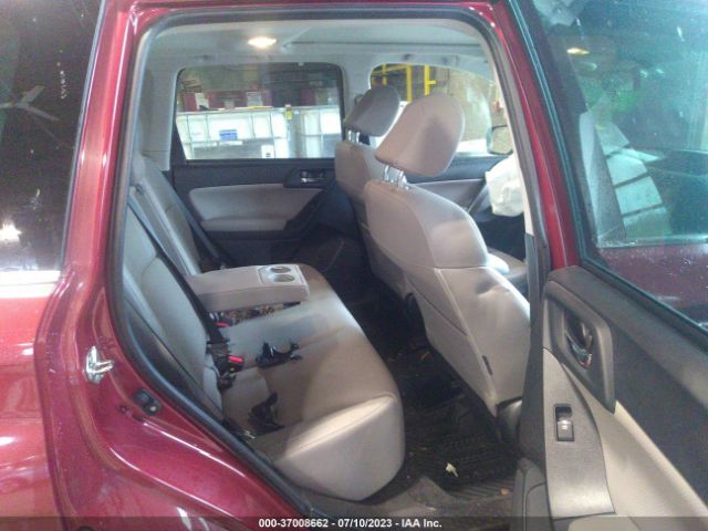 JF2SJAJC2JH494953 Subaru Forester Limited