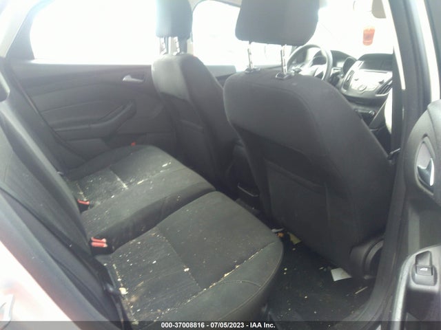 Ford FOCUS SE 2015 1FADP3K20FL355244 Image 8