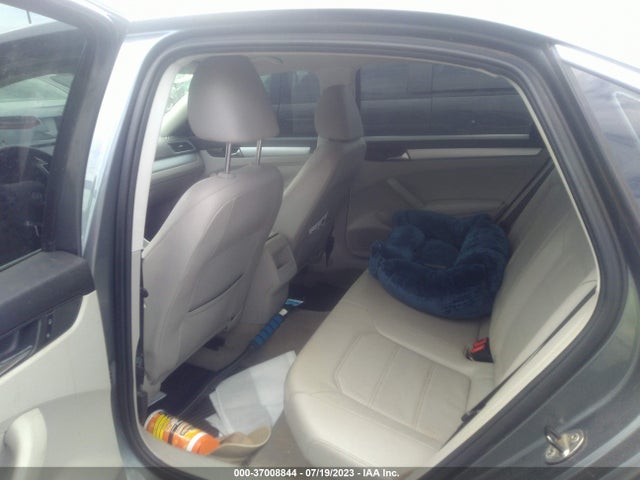 2012 VOLKSWAGEN PASSAT SE W/SUNROOF VIN: 1VWBP7A32CC015556