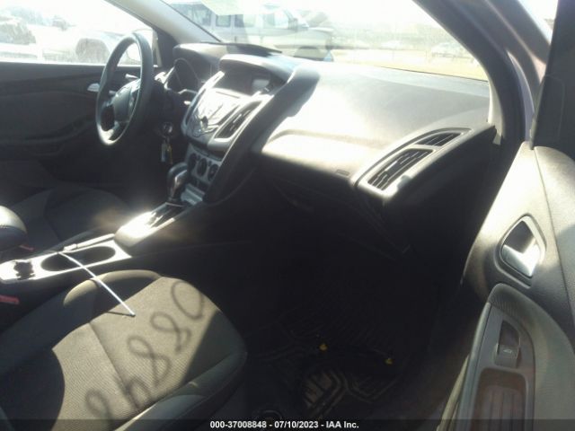 1FADP3K23EL129830 Ford FOCUS SE