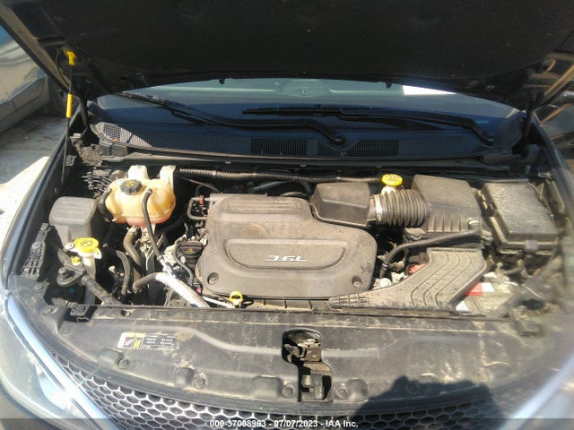 2C4RC1BG8HR705225 Chrysler Pacifica Touring-l