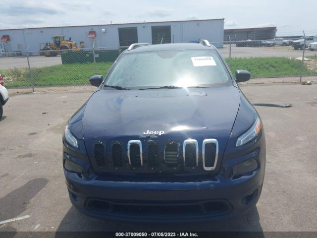 1C4PJMCS8GW133452 Jeep Cherokee Latitude
