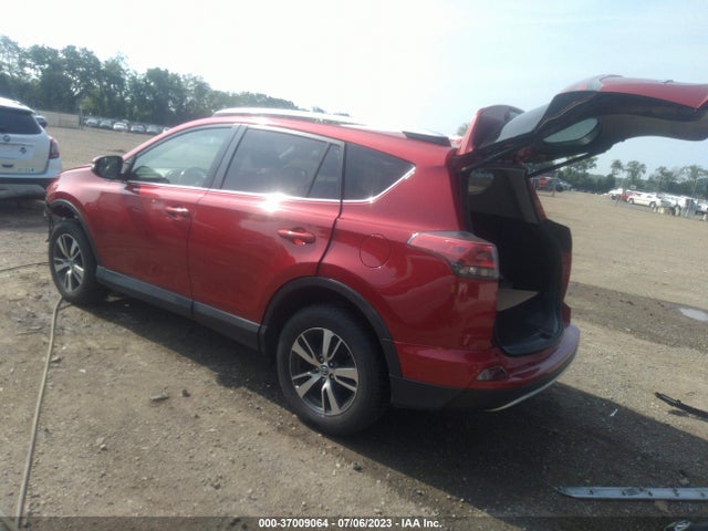Toyota Rav4 Xle 2016 JTMRFREV9GJ096990 Image 3