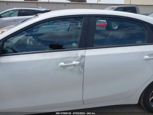 3KPF24AD5ME349200 KIA Forte Lxs