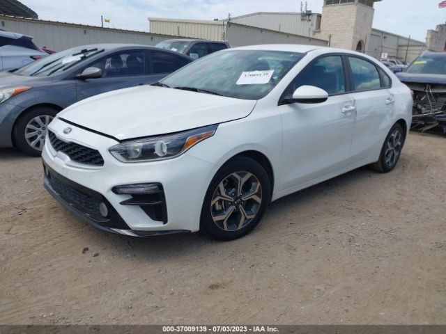 3KPF24AD5ME349200 KIA Forte Lxs