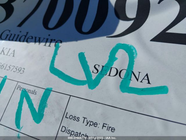 KNDMB5C17G6157593 KIA SEDONA LX