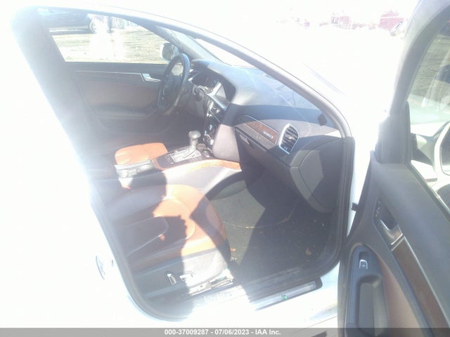 WAUBFAFL9GN009868 Audi A4 PREMIUM