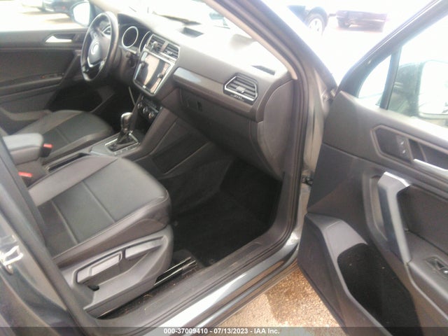 3VV3B7AX4KM084952 Volkswagen Tiguan Se/sel/sel R-line