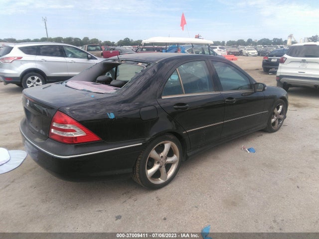 2006 MERCEDES-BENZ C-CLASS SPORT VIN: WDBRF52H06F743705
