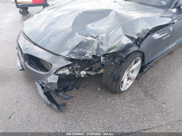 2014 BMW Z4, VIN: WBALL5C53EJ105767