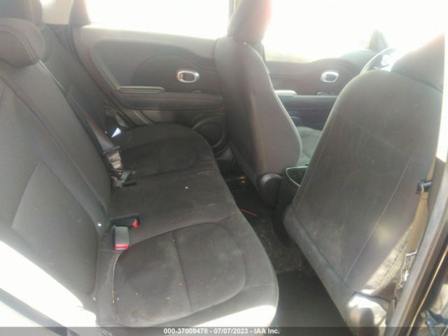 KNDJN2A26F7220745 KIA Soul Base