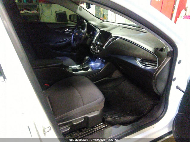 Chevrolet MALIBU LT 2018 1G1ZD5ST3JF182851 Image 5