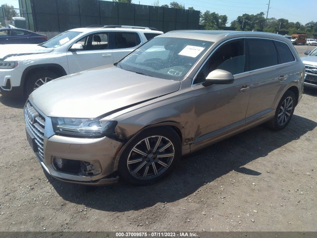 WA1LAAF73JD002723 Audi Q7 Premium Plus