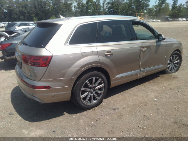 WA1LAAF73JD002723 Audi Q7 Premium Plus