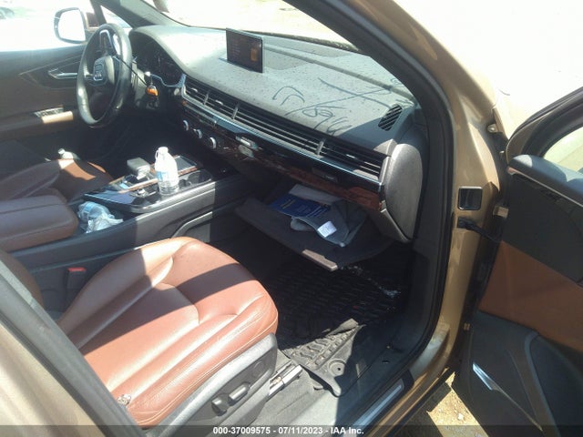 WA1LAAF73JD002723 Audi Q7 Premium Plus