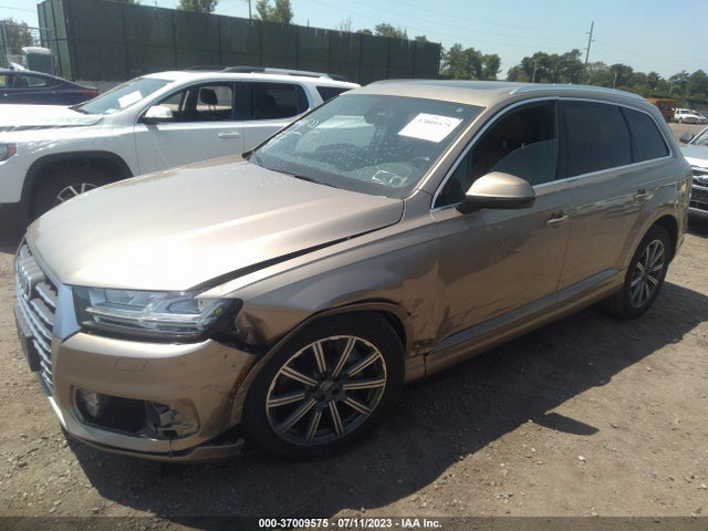 WA1LAAF73JD002723 Audi Q7 Premium Plus