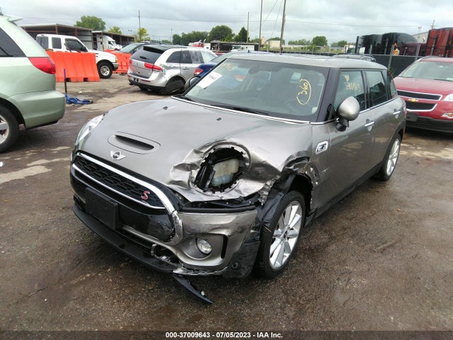 2018 Mini Clubman, VIN: WMWLN9C52J2B32449
