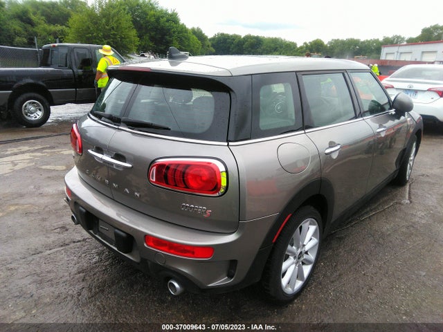 2018 Mini Clubman, VIN: WMWLN9C52J2B32449