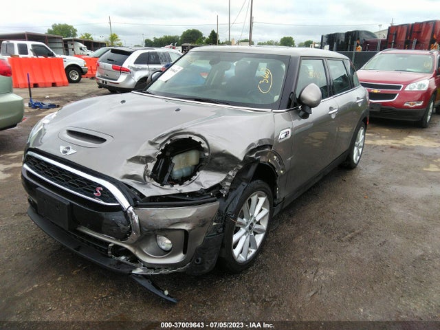 2018 Mini Clubman, VIN: WMWLN9C52J2B32449