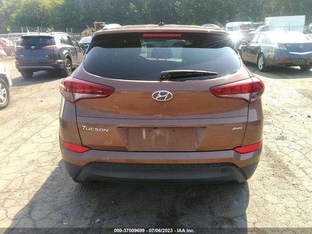 2017 HYUNDAI TUCSON SE VIN: KM8J3CA4XHU506126