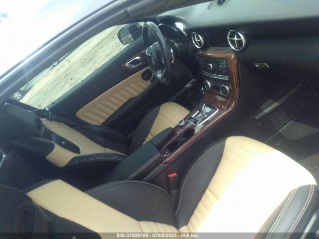 WDDPK3JA2KF162252 Mercedes-Benz Slc Slc 300