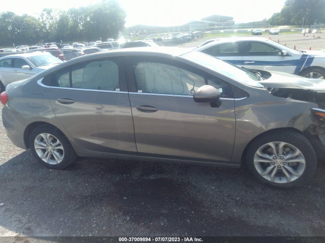 Chevrolet CRUZE LT 2019 1G1BE5SM2K7114642 Image 13