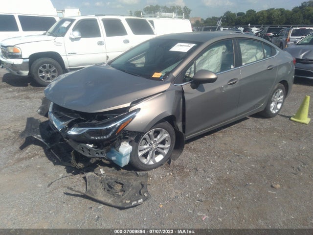 Chevrolet CRUZE LT 2019 1G1BE5SM2K7114642 Image 2