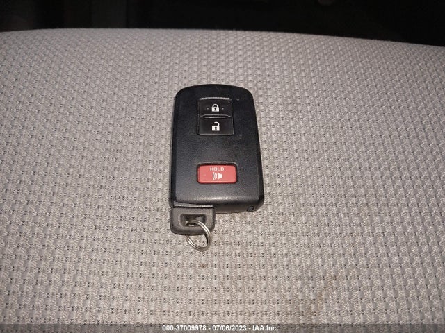Toyota Rav4 Xle 2018 JTMRFREV2JJ744130 Image 11