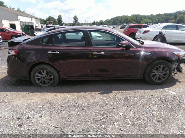 2020 KIA OPTIMA LX VIN: 5XXGT4L35LG395167