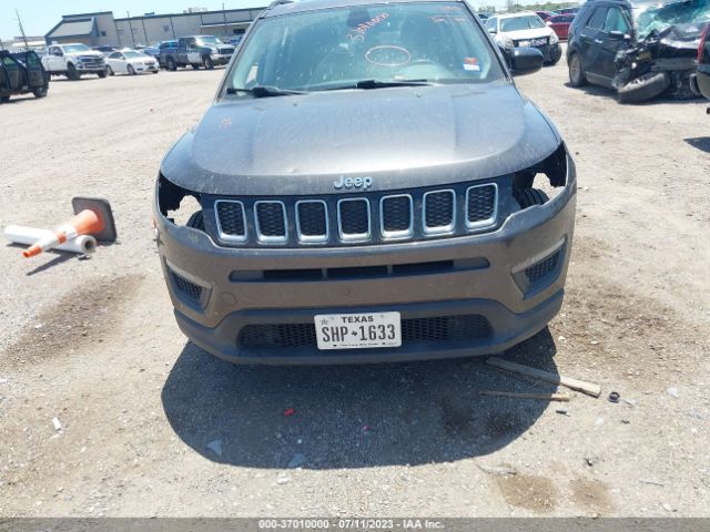 3C4NJDAB2JT100583 Jeep Compass Sport