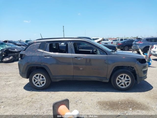 3C4NJDAB2JT100583 Jeep Compass Sport