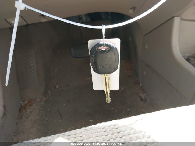 2006 KIA SPORTAGE LX VIN: KNDJF724467161057