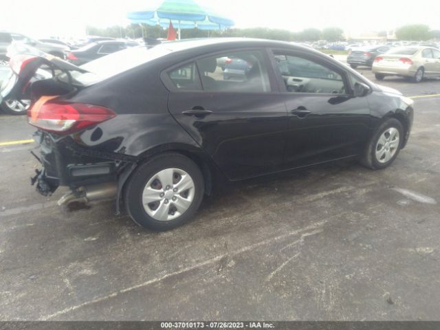 3KPFL4A72JE247520 KIA FORTE LX