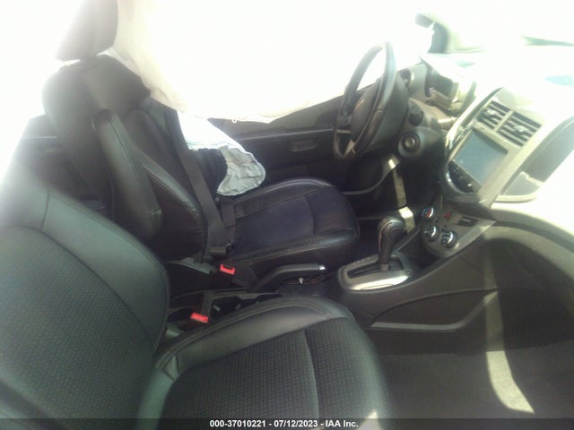 Chevrolet SONIC LTZ 2015 1G1JE6SB1F4210625 Image 6