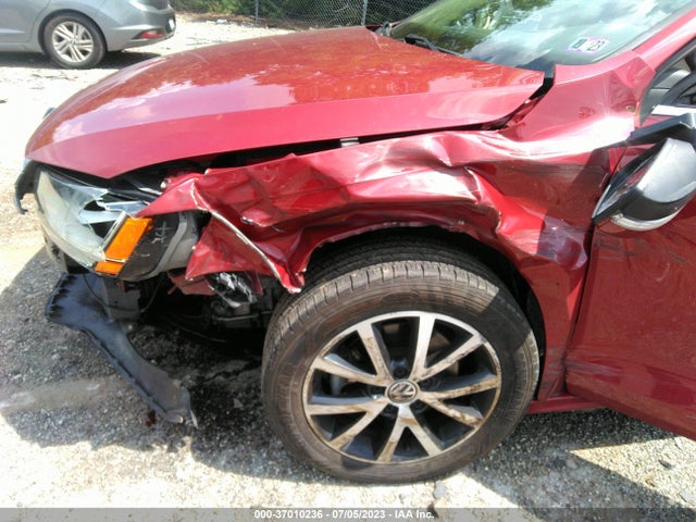 3VWDB7AJ1HM385778 Volkswagen Jetta 1.4t Se